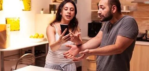 ¿Qué es la celotipia y cuál es su tratamiento psicológico? que-es-la-celotipia-y-cual-es-su-tratamiento-psicologico-main